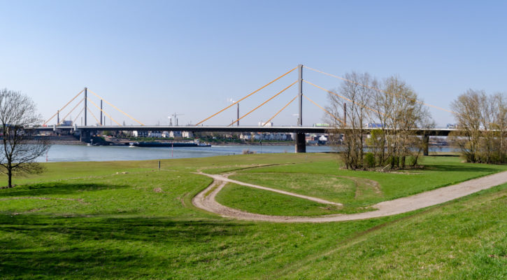 Neubau der Rheinbrücke Neuenkamp  in Duisburg